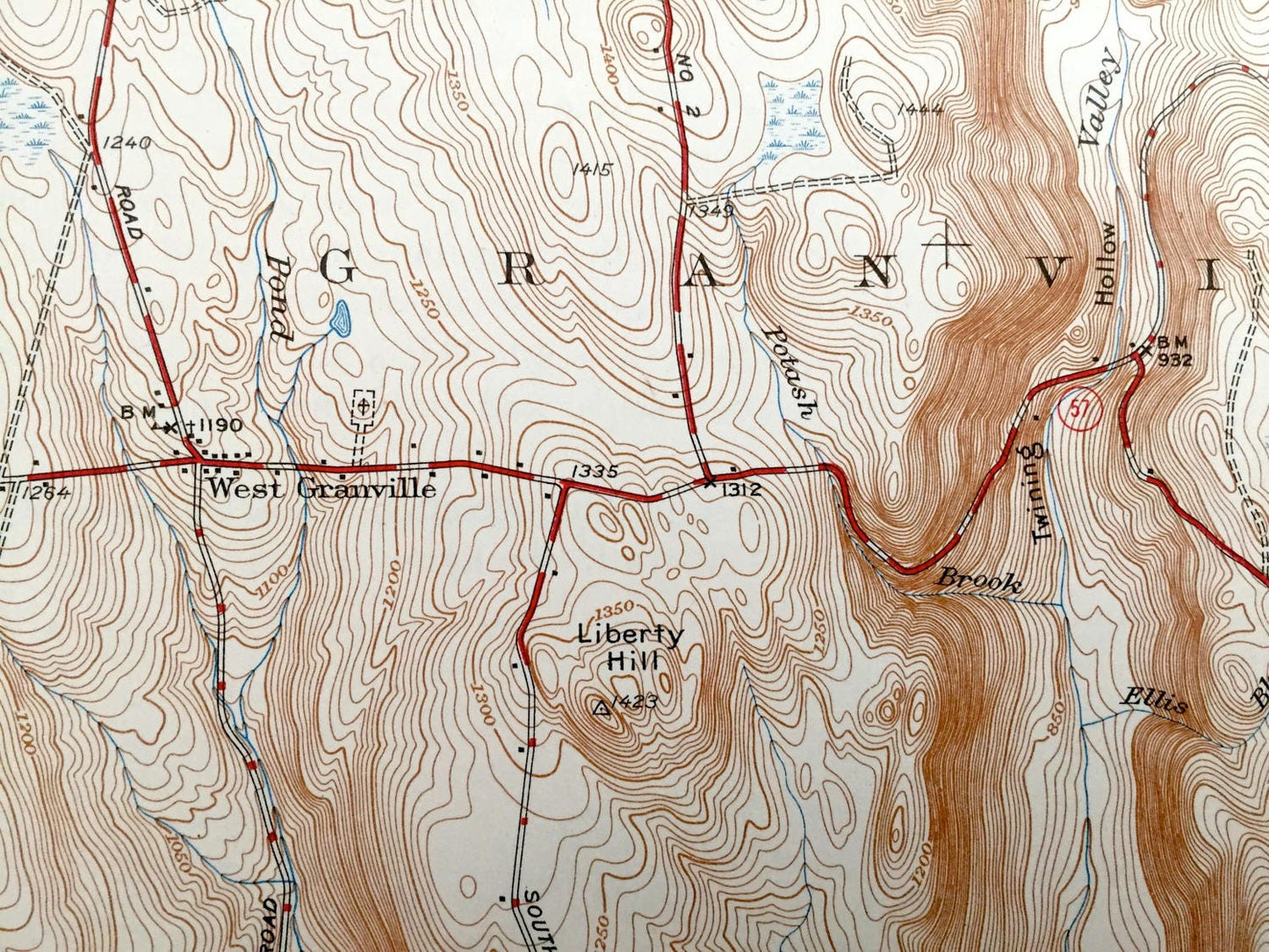 Antique West Granville, Massachusetts & Hartland, Connecticut 1946 US Geological Survey Topographic Map – Tolland, Russell, North Hollow
