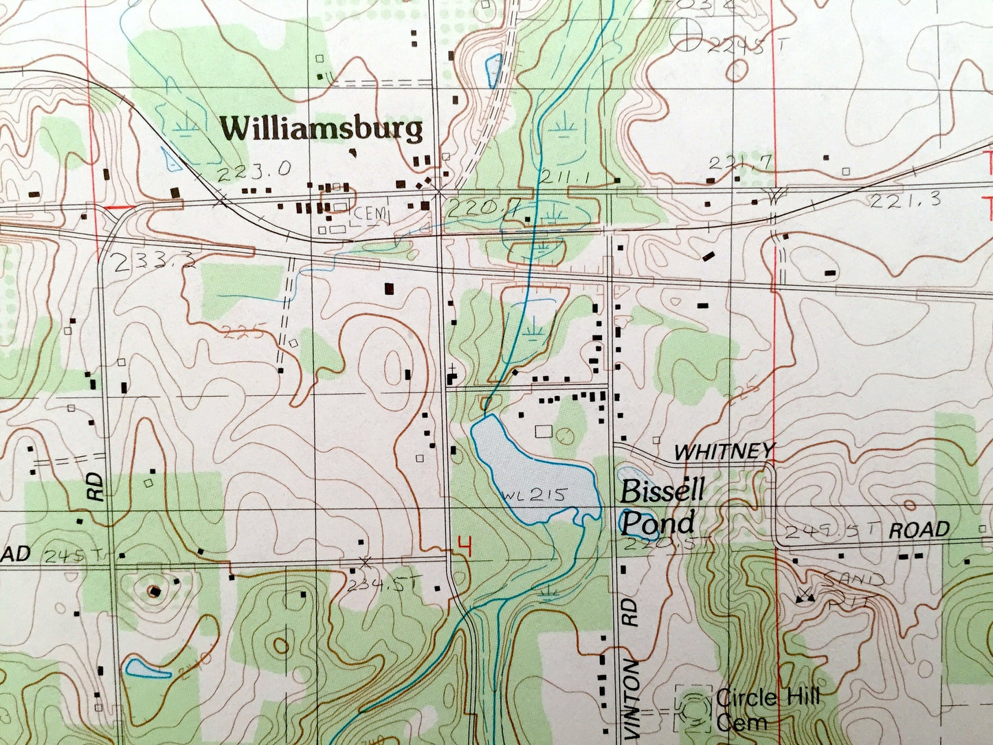 Antique Williamsburg, Michigan 1983 US Geological Survey Topographic Map – Whitewater, Elk Rapids, Acme, Angel, Yuba, Bates, Grand Traverse