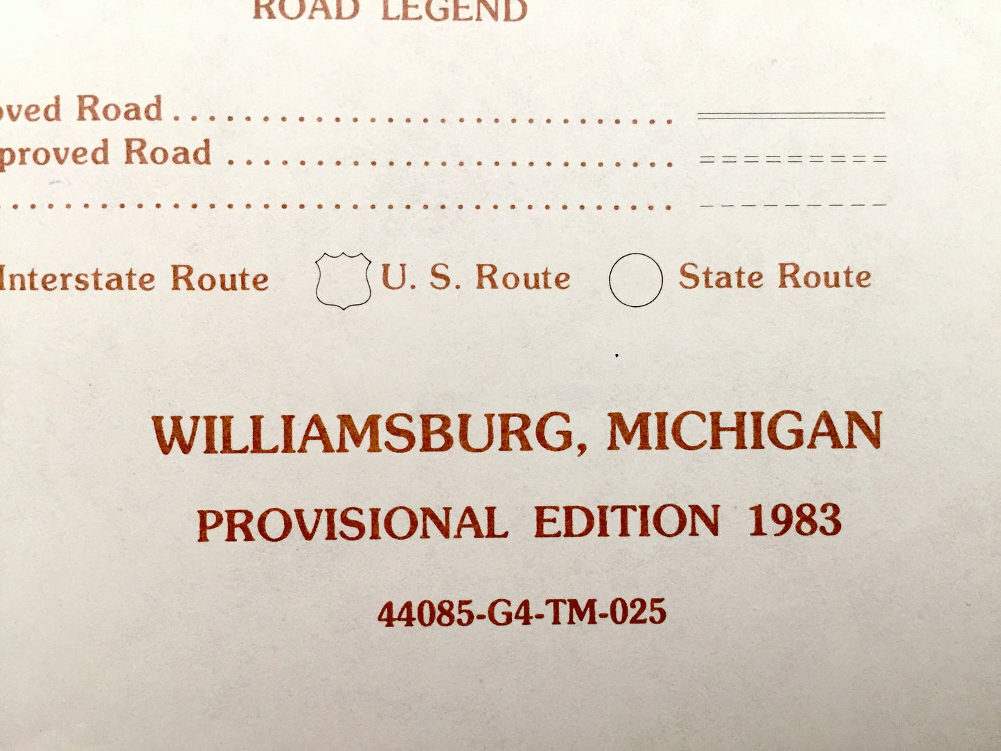 Antique Williamsburg, Michigan 1983 US Geological Survey Topographic Map – Whitewater, Elk Rapids, Acme, Angel, Yuba, Bates, Grand Traverse