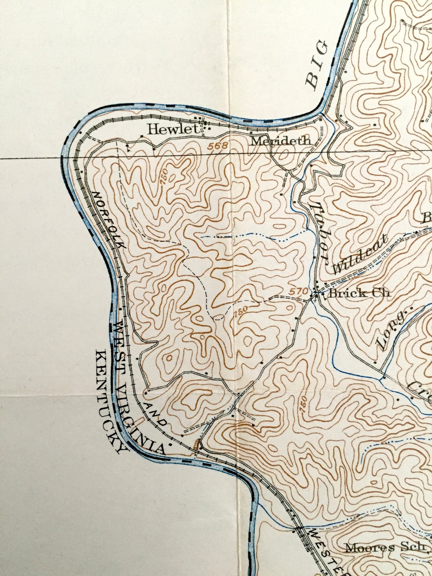 Antique Louisa, West Virginia 1939 US Geological Survey Topographic Map – Lawrence County, Pharaoh, Butler, Merideth, Effie, Minnow Springs