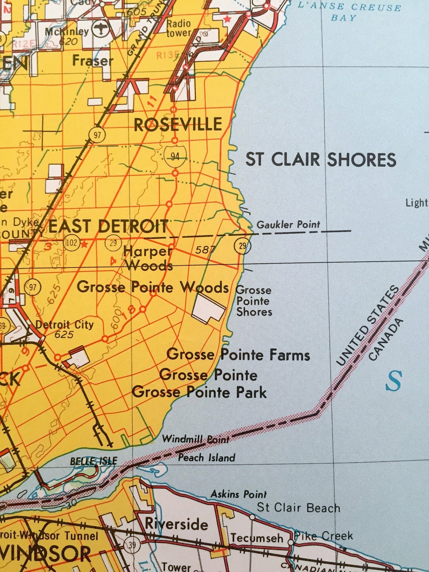 Antique Detroit, Michigan 1961 US Geological Survey Topographic Map – Ann Arbor, Lincoln Park, Grosse Pointe, Livonia, Pontiac, Flint, MI