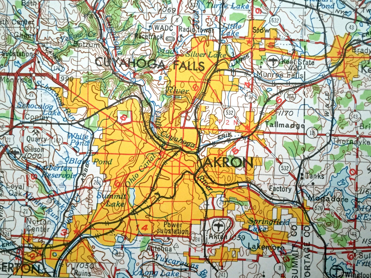 Antique Cleveland, Ohio 1962 US Geological Survey Topographic Map – Akron, Youngstown, Cuyahoga Falls, Lakewood New Castle Euclid Ontario OH