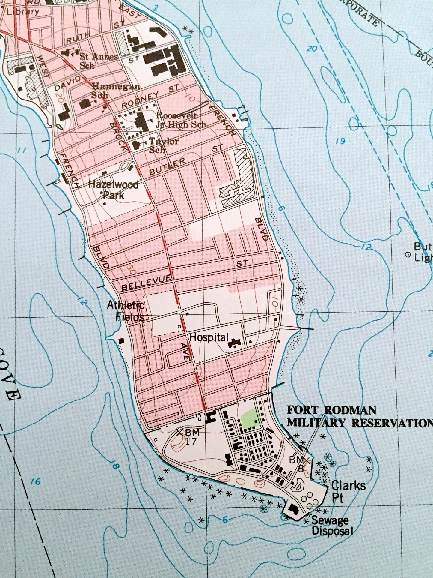 Antique New Bedford, Massachusetts 1977 US Geological Survey Topographic Map – Buzzards Bay, Dartmouth, Fairhaven, Slocum Neck, Smiths Neck