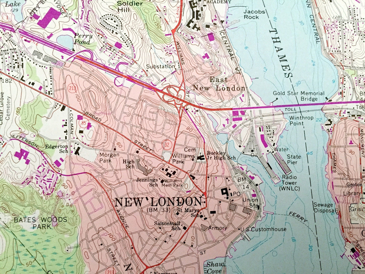 Antique New London, Connecticut 1958 US Geological Survey Topographic Map – New London County, Waterford, Groton, CT, Suffolk County, NY