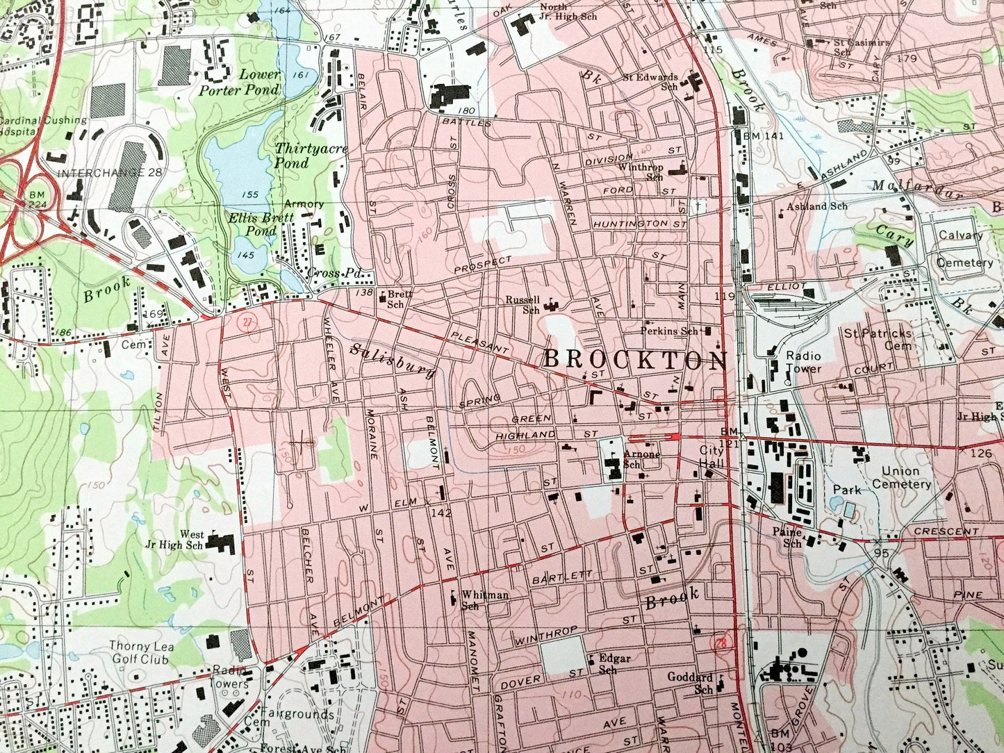 Antique Brockton, Massachusetts 1975 US Geological Survey Topographic Map – Plymouth, Bristol, Norfolk County, Stoughton, Easton, Avon, MA