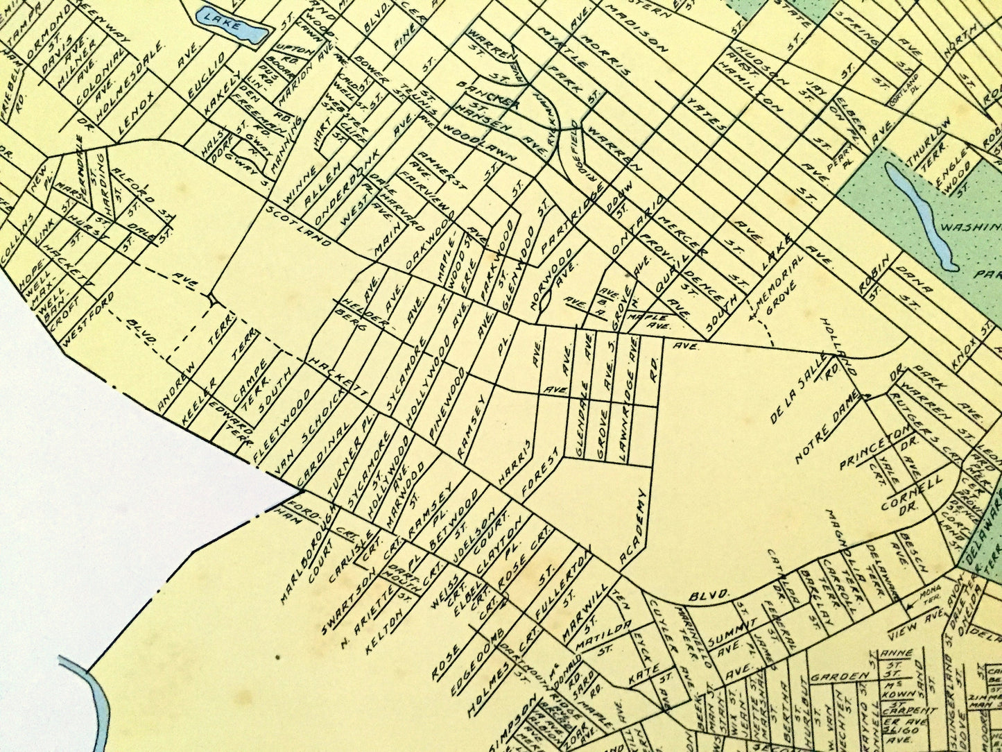 Antique Albany, New York 1941 Historical Atlas City Street Map – County, Hudson River Valley, Center Square, Pine Hills, Beverwyck, NY