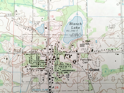 Antique Grant, Michigan 1985 US Geological Survey Topographic Map – Ashland, Casnovia, Tyrone, Bailey, Half Moon Lake Blanch Moore County MI
