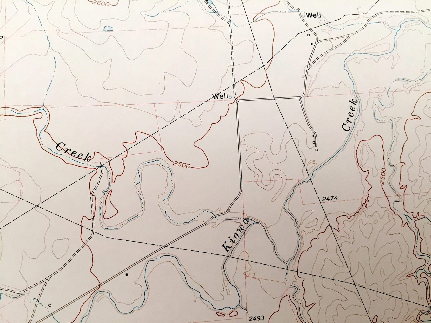 Antique Darrouzett, Texas 1972 US Geological Survey Topographic Map – Atchison Topeka and Sante Fe Railroad, Lipscomb County, Oil Fields