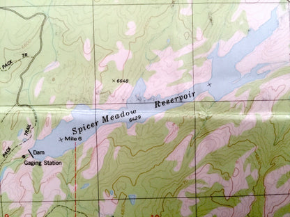 Antique Spicer Meadow Reservoir, California 1979 US Geological Survey Topographic Map – Tuolumne Co, Lake Alpine, Henry Peak, Bull Run Peak