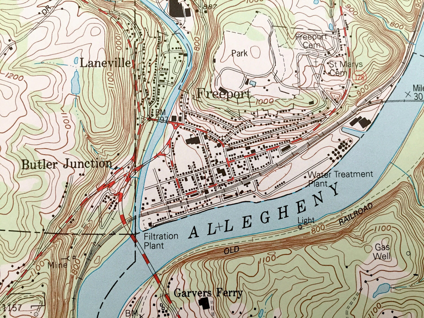 Antique Freeport, Pennsylvania 1993 US Geological Survey Topographic Map – Westmoreland, Allegheny, Butler, Armstrong County Buffalo Fawn PA