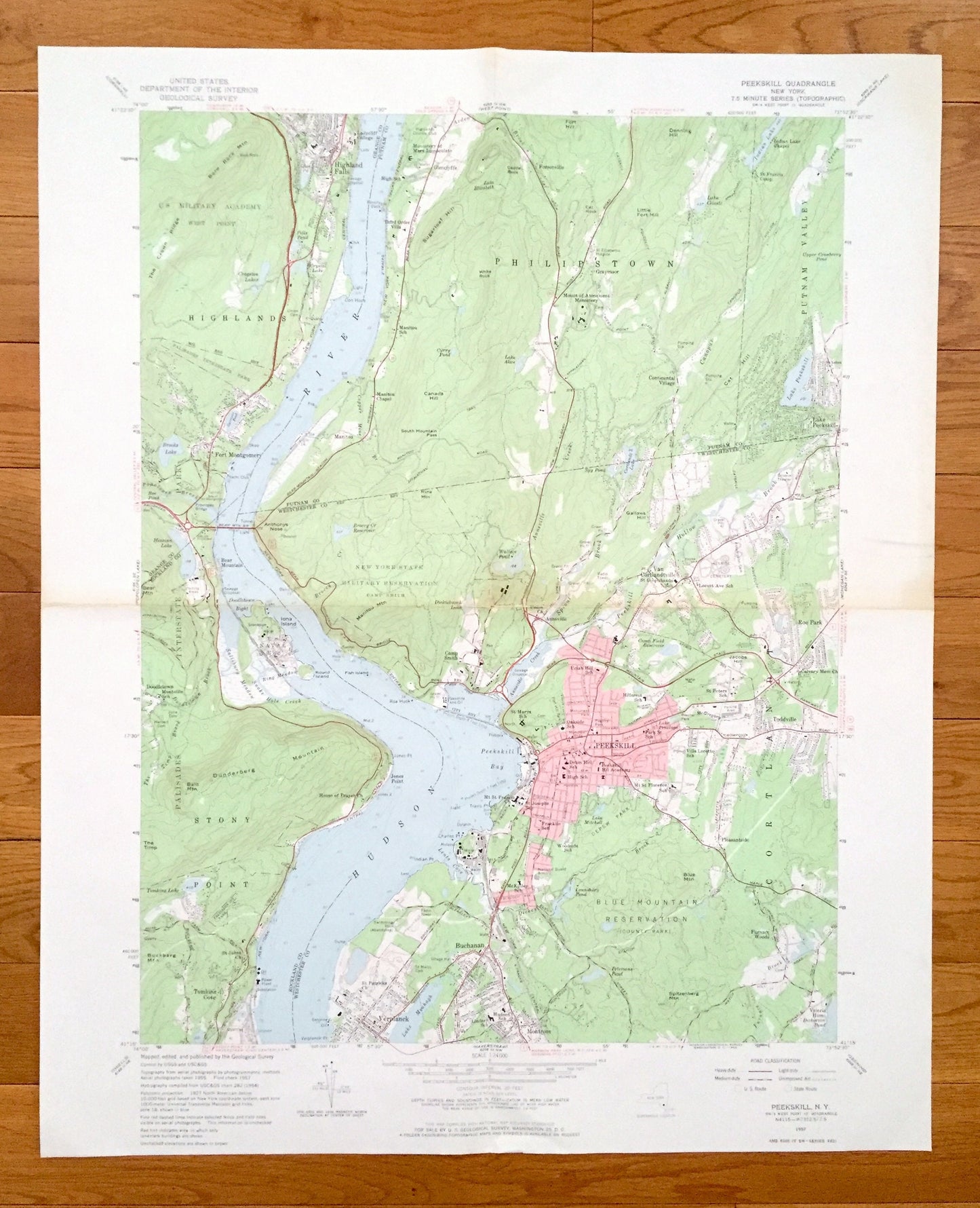 Antique Peekskill, New York 1957 US Geological Survey Topographic Map – Westchester County, Verplanck Toddville Glenclyffe Palisades Park NY