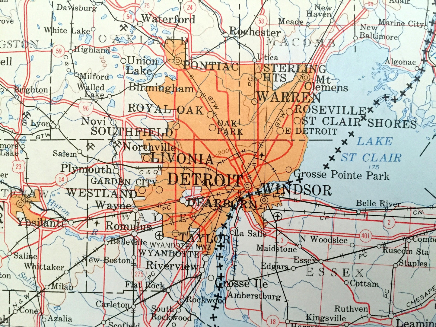 Antique Lake Erie 1974 US Geological Survey Topographic Map – Detroit, Ann Harbor, Cleveland, Pittsburgh, Buffalo, Niagara Falls, Toronto