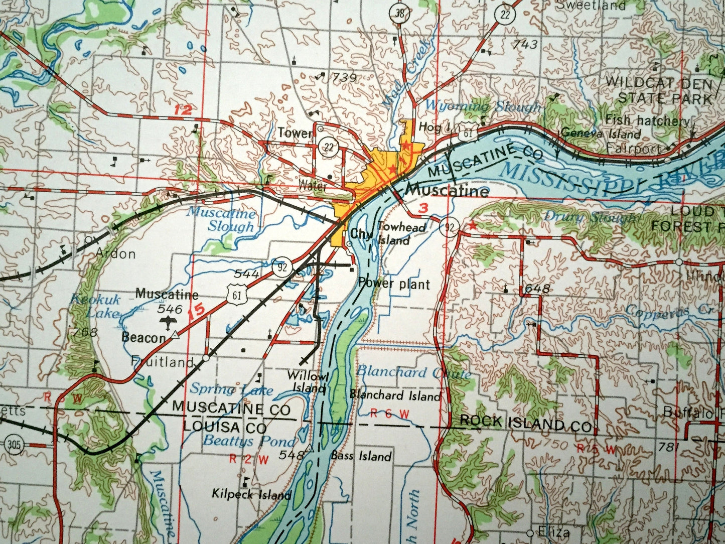 Antique Davenport, Iowa 1962 US Geological Survey Topographic Map – Cedar Rapids, Clinton, Bettendorf, Wapello, Muscatine, DeWitt, Tipton
