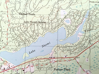 Antique Pocono Pines, Pennsylvania 1997 US Geological Survey Topographic Map – Monroe County, Tobyhanna, Bear Mountain, Lake Naomi, PA