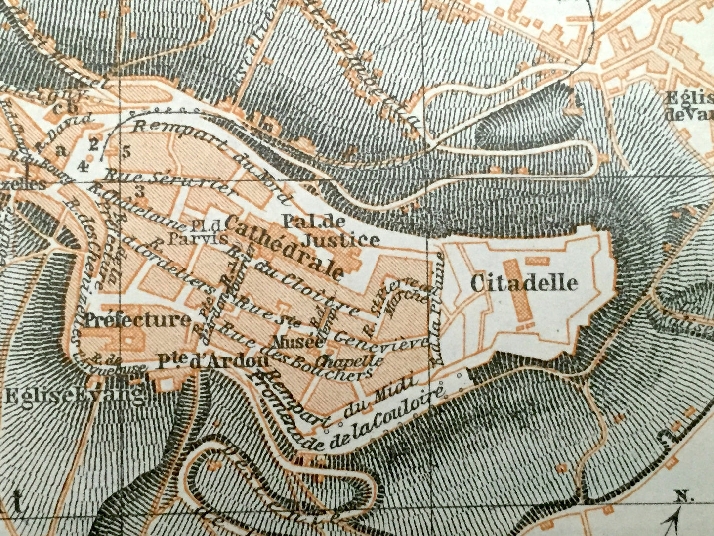 Antique 1909 Laon, France Map from Baedekers Guide Atlas – Faubourgs de St. Marcel, de Vaux, de Semilly, & d'Ardon, Aisne, Hauts-de-France