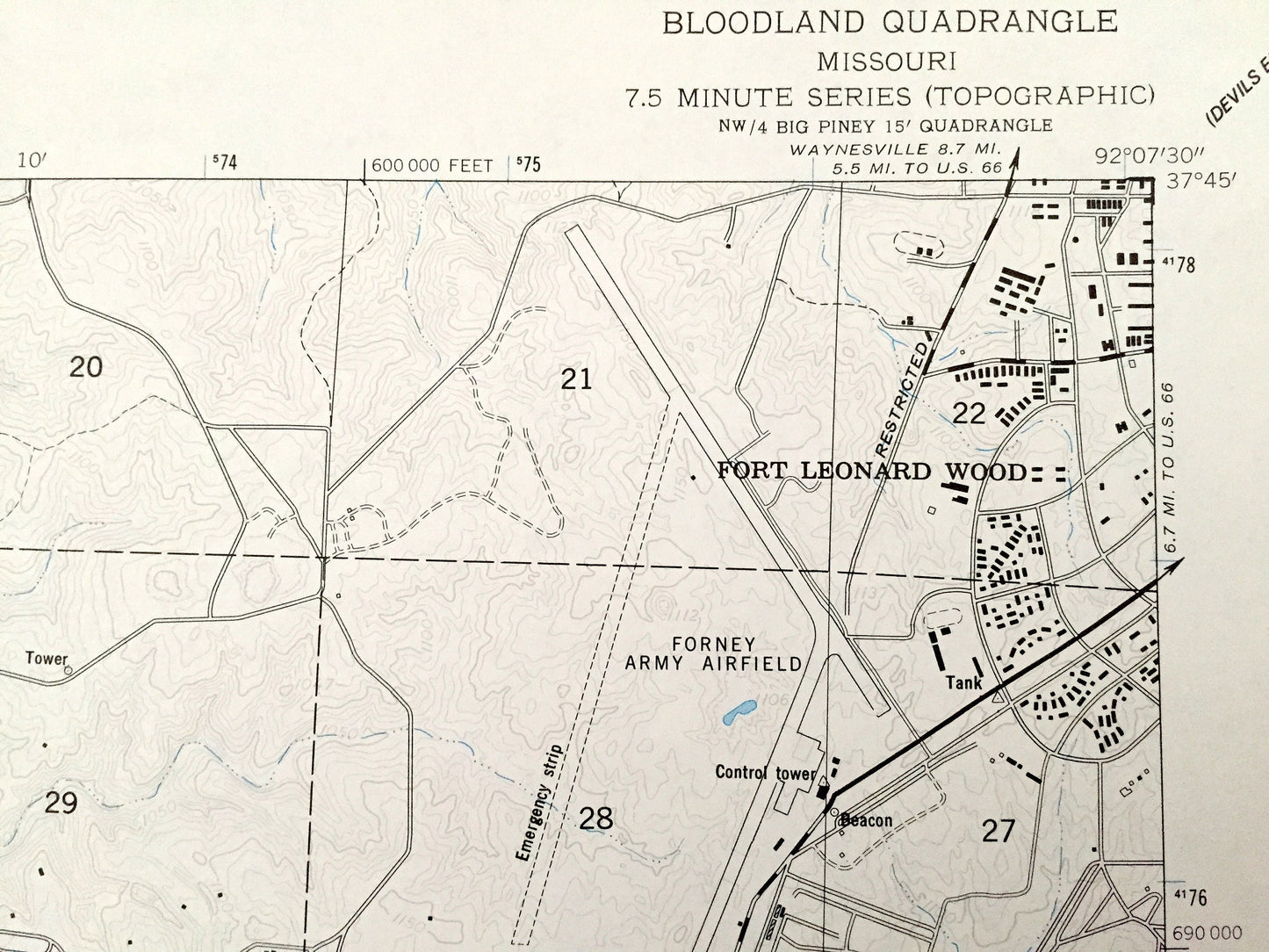 Antique Bloodland, Missouri 1954 US Geological Survey Topographic Map – Laclede, Pulaski County, Hanna, Beacon, Cookville, MO