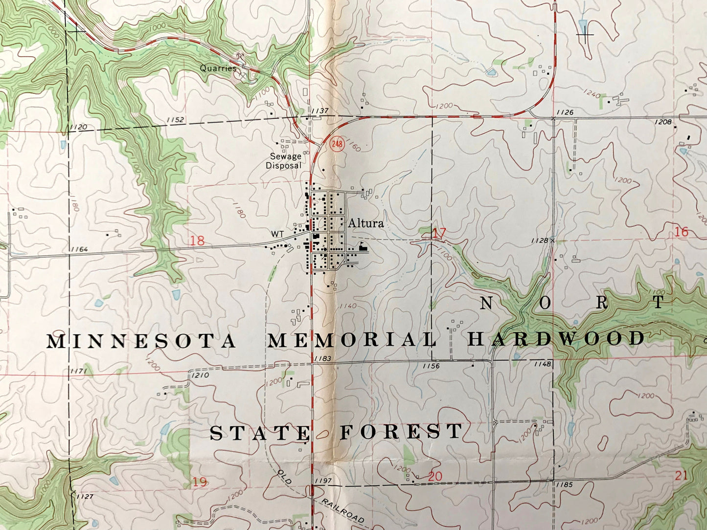 Antique Altura, Minnesota 1972 US Geological Survey Topographic Map – Winona County, Mount Vernon, Elba, Memorial Hardwood State Forest, MN