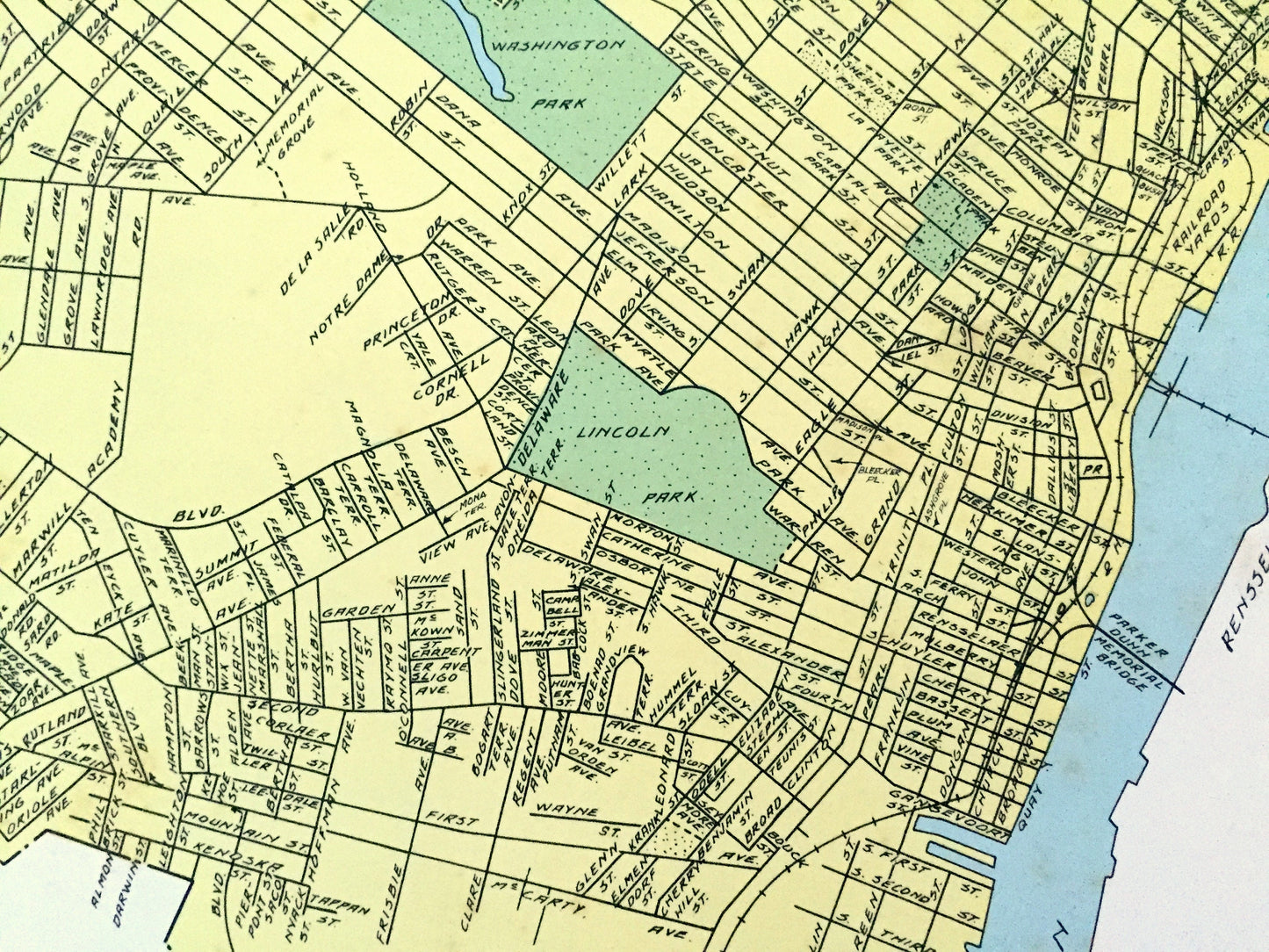 Antique Albany, New York 1941 Historical Atlas City Street Map – County, Hudson River Valley, Center Square, Pine Hills, Beverwyck, NY